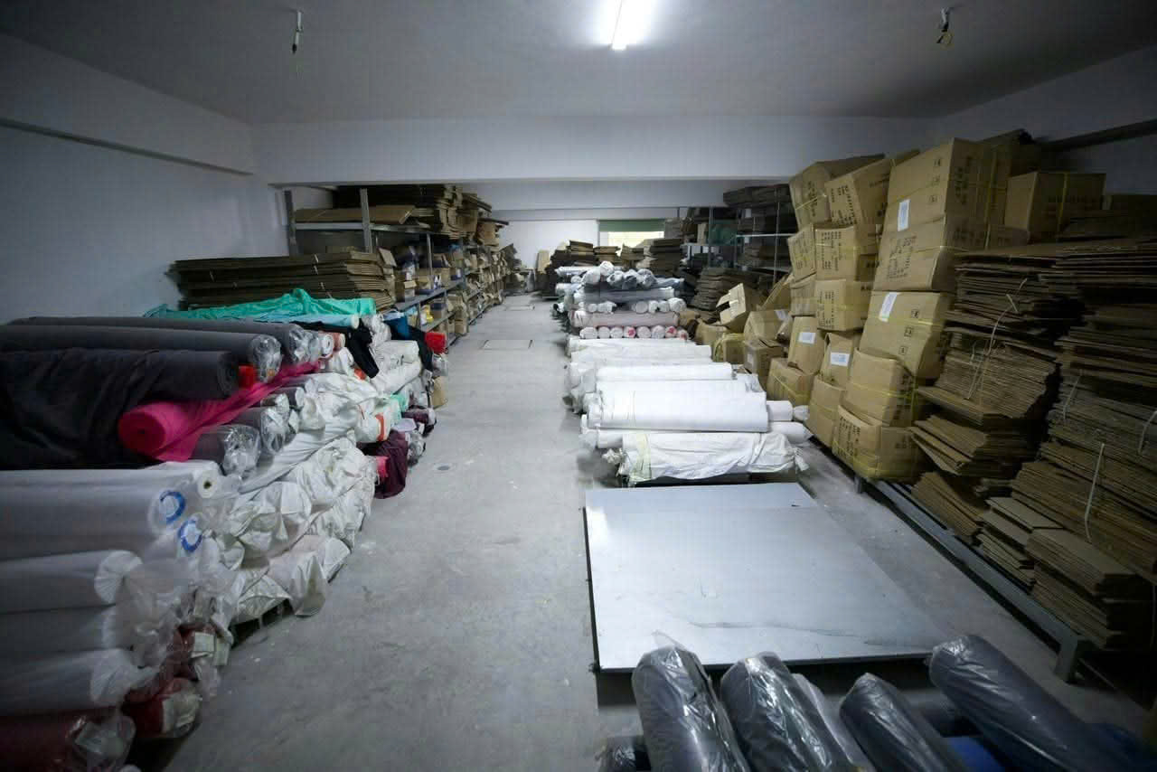 Khu hoàn thiện và kiểm hàng
